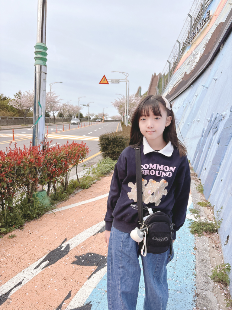 팔로우픽 - followPick | 4학년 1학년 사진찍는걸 좋아합니당